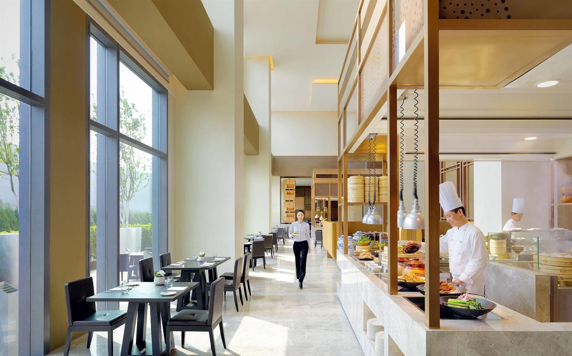 Hyatt Regency Tianjin East Hotel Eksteriør billede